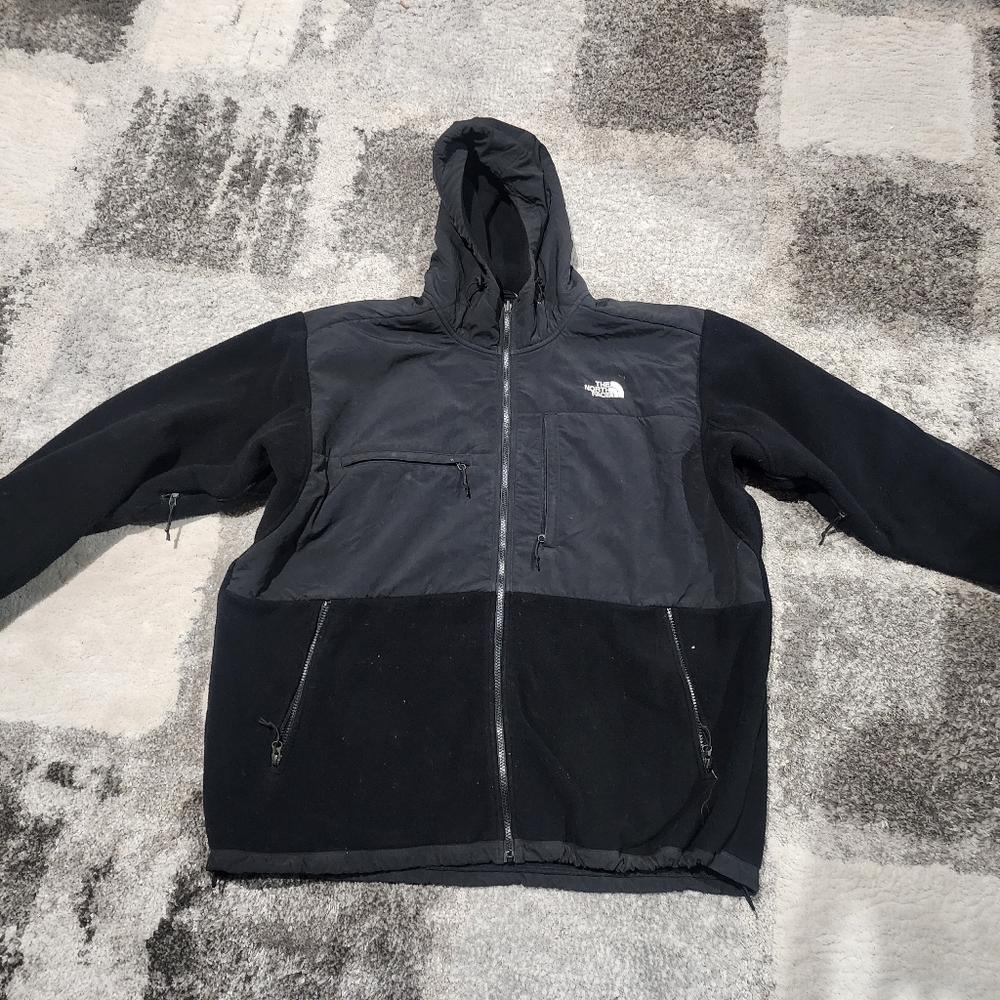 The North Face Men's Black Performance Jacket